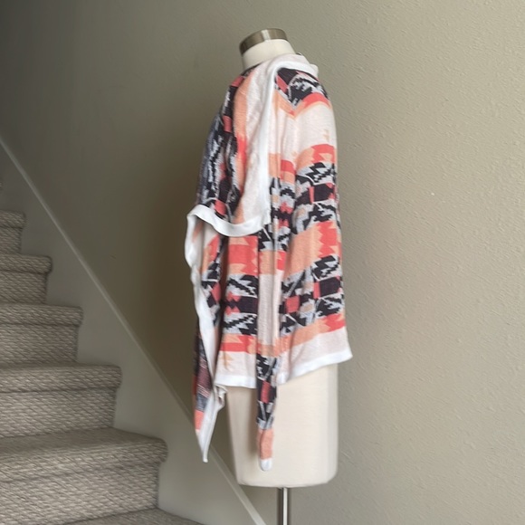 Skies Are Blue Sz M Tribal Aztec Draped Shoulder Open-Front Cardigan - Picture 5 of 9